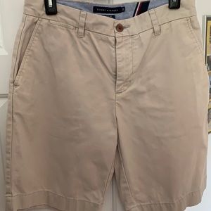 Tommy Hilfiger men’s khaki flat front short